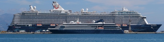 MeinSchiff 5 - schon sehr groß