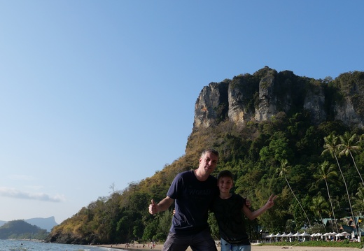 Tonsai Beach