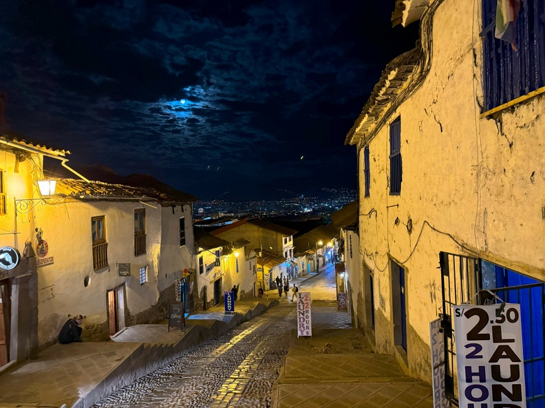 Cusco2_3.jpg
