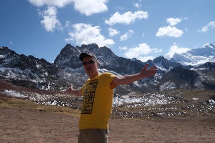 Rainbow Mountain - Blick auf 6000er - 4960m über 0